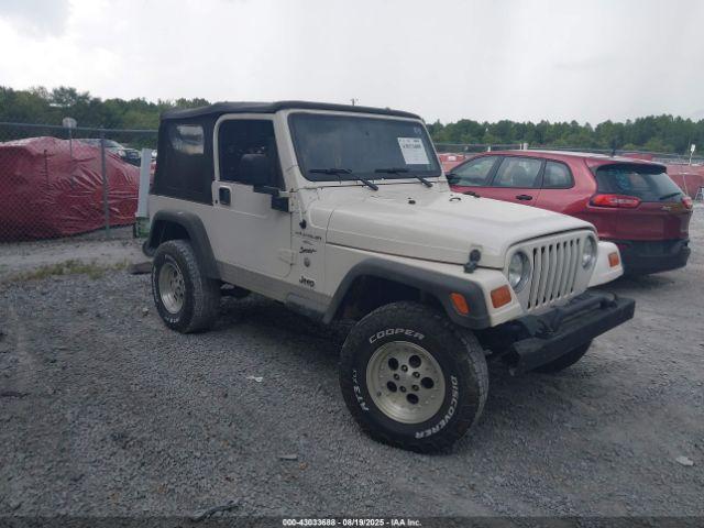  Salvage Jeep Wrangler