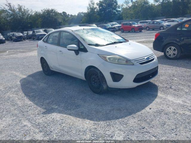  Salvage Ford Fiesta