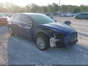  Salvage Ford Fusion