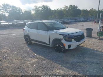  Salvage Kia Seltos