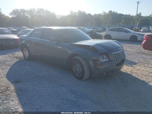  Salvage Chrysler 300