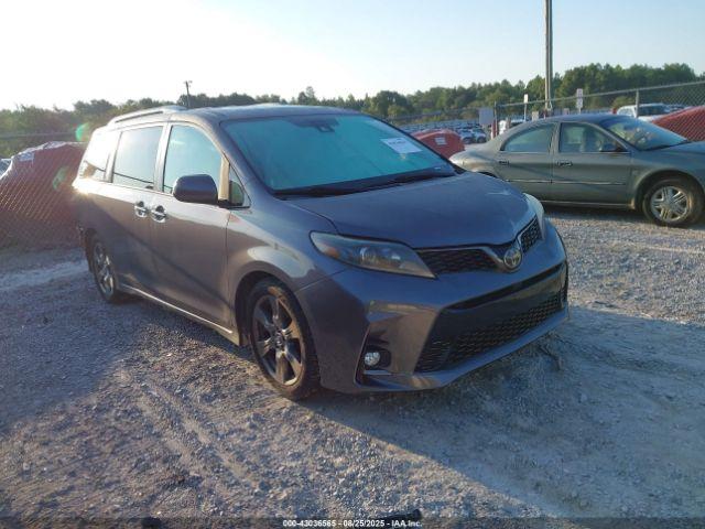  Salvage Toyota Sienna