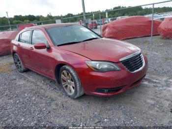  Salvage Chrysler 200