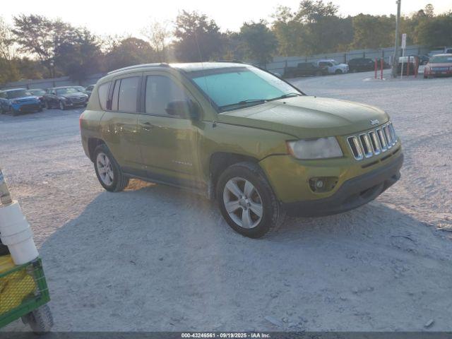  Salvage Jeep Compass