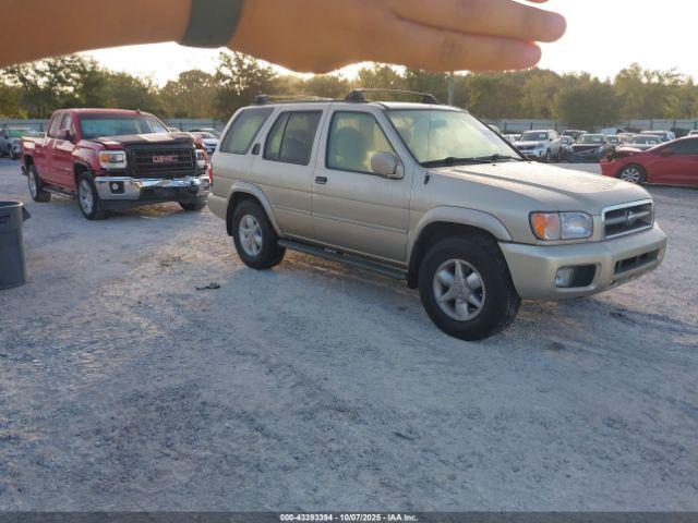  Salvage Nissan Pathfinder
