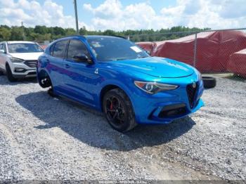  Salvage Alfa Romeo Stelvio