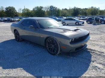  Salvage Dodge Challenger