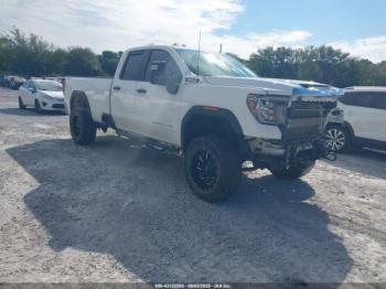  Salvage General Motors Sierra 2500HD