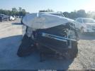 Chevrolet Suburban 2wd Ls Image 11