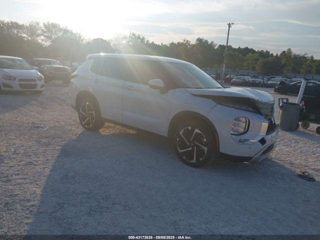 Salvage Mitsubishi Outlander