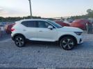 Volvo XC40 B5 Plus Bright Theme Image 2