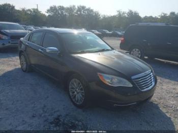  Salvage Chrysler 200