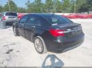 Chrysler 200 Limited Image 14