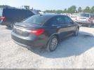 Chrysler 200 Limited Image 16