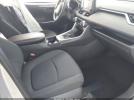 Toyota RAV4 Le Image 16