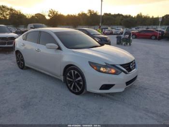  Salvage Nissan Altima