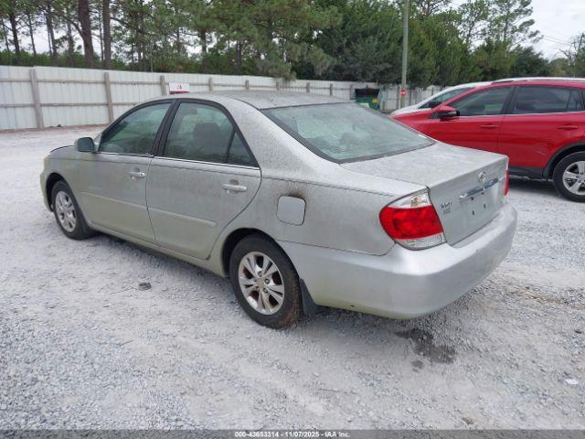 Toyota Camry Le V6 Image 7