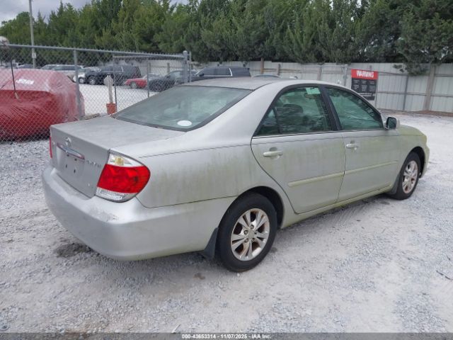 Toyota Camry Le V6 Image 4