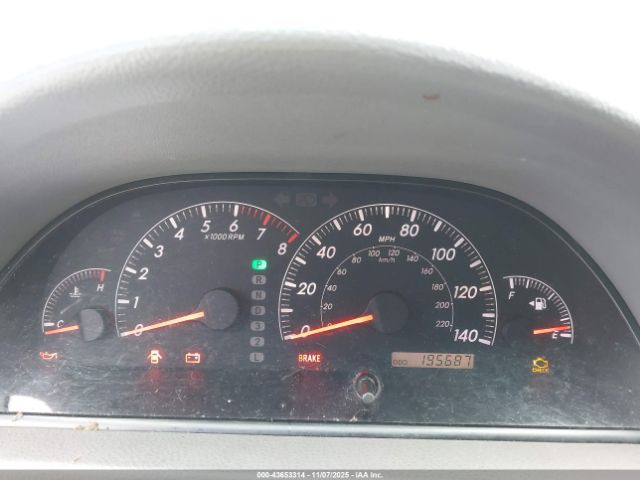 Toyota Camry Le V6 Image 5