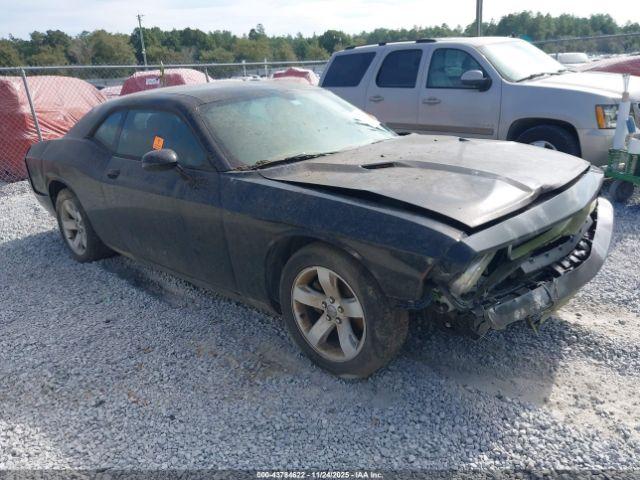  Salvage Dodge Challenger