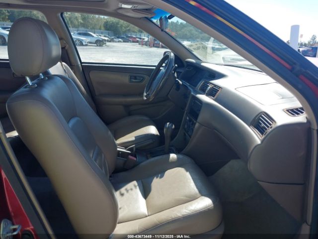 Toyota Camry Xle V6 Image 10