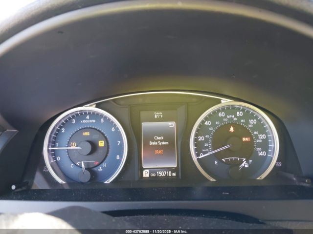 Toyota Camry Le Image 16