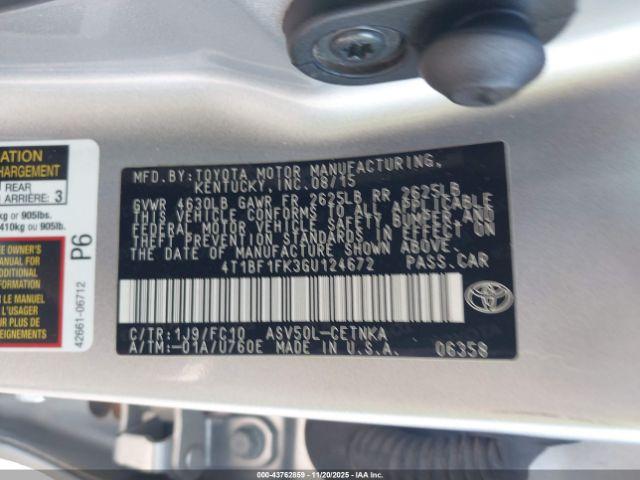 Toyota Camry Le Image 17