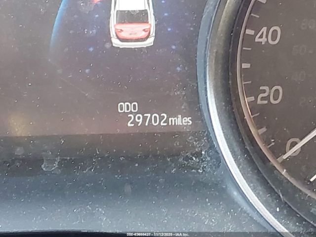 Toyota Camry Xse Hybrid Image 16