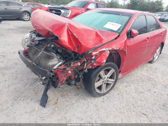 Toyota Camry Se Image 7