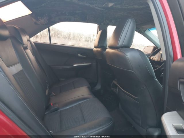 Toyota Camry Se Image 5