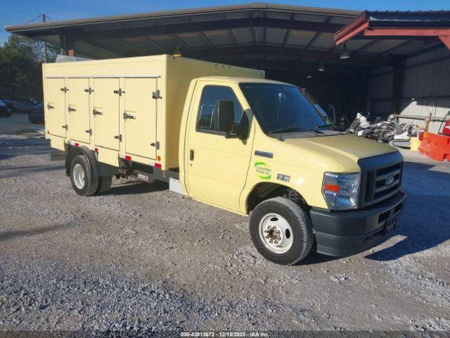  Salvage Ford E-450