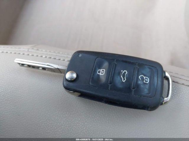 Volkswagen Beetle 2.5l Image 8