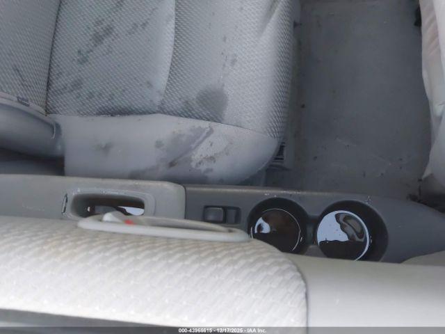 Toyota Highlander V6 Image 3