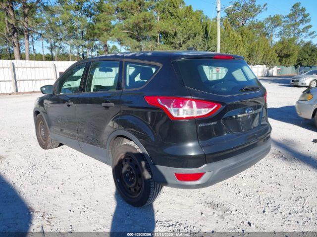 Ford Escape S Image 2