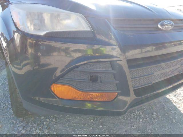 Ford Escape S Image 5