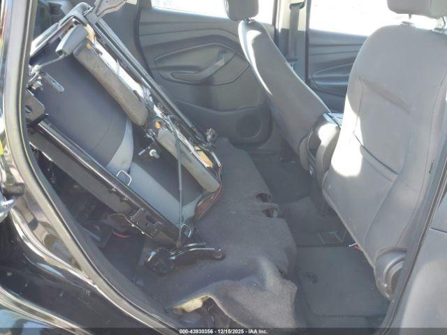 Ford Escape S Image 7