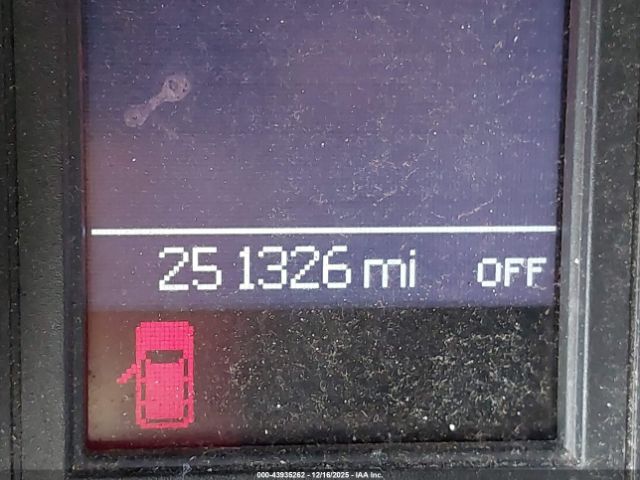 Chrysler Town & Country Touring Image 8