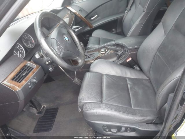 BMW 5 Series Image 2