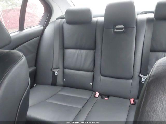 BMW 5 Series Image 10