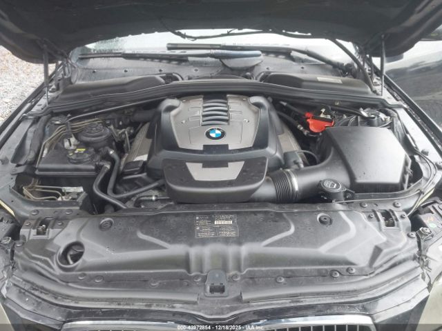 BMW 5 Series Image 8