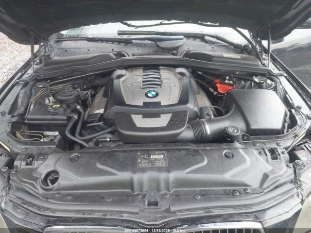 BMW 5 Series Image 8