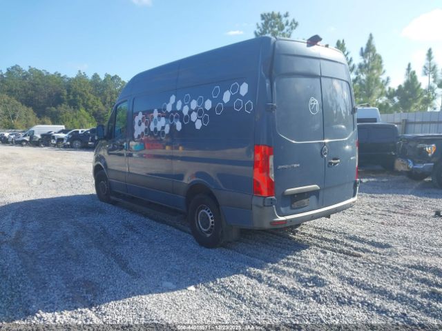 Mercedes-Benz Sprinter 2500 Standard Roof V6 Image 2