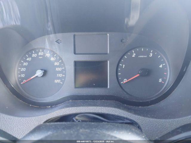 Mercedes-Benz Sprinter 2500 Standard Roof V6 Image 6