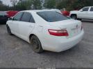 Toyota Camry Le Image 14
