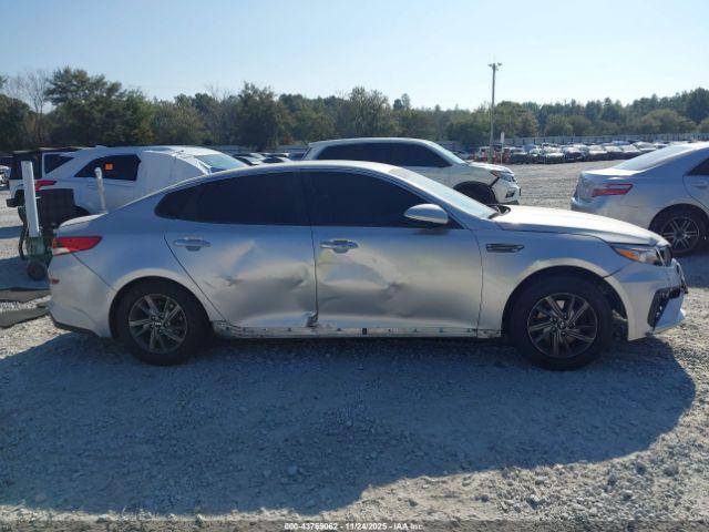 Kia Optima Lx Image 15