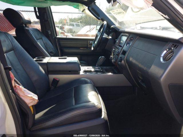 Ford Expedition Platinum Image 2