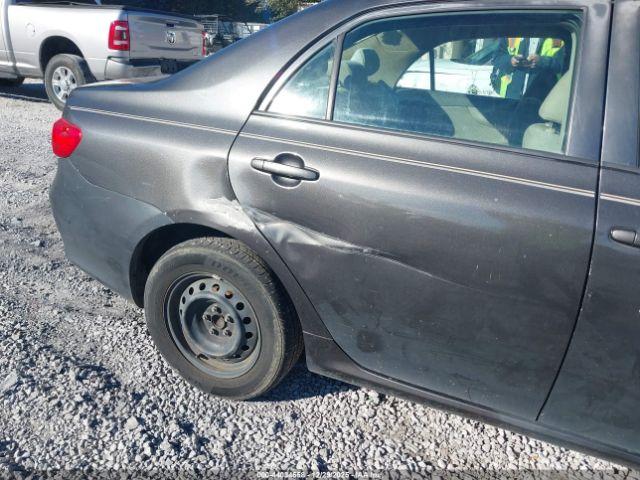 Toyota Corolla Le Image 9