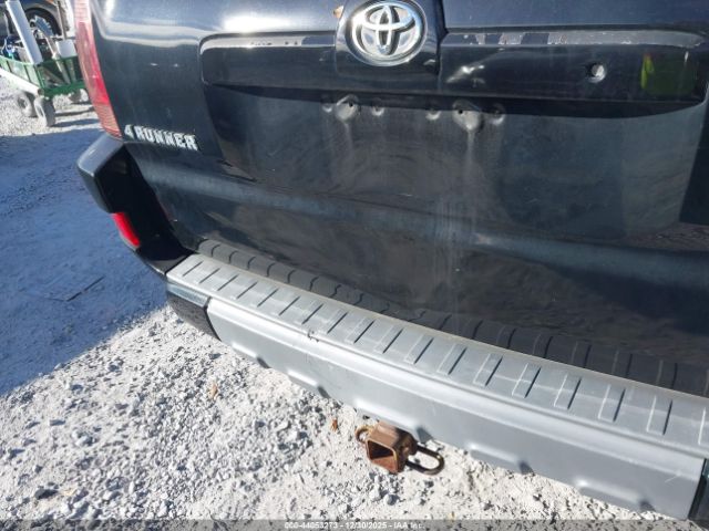 Toyota 4Runner Sr5 V6 Image 3