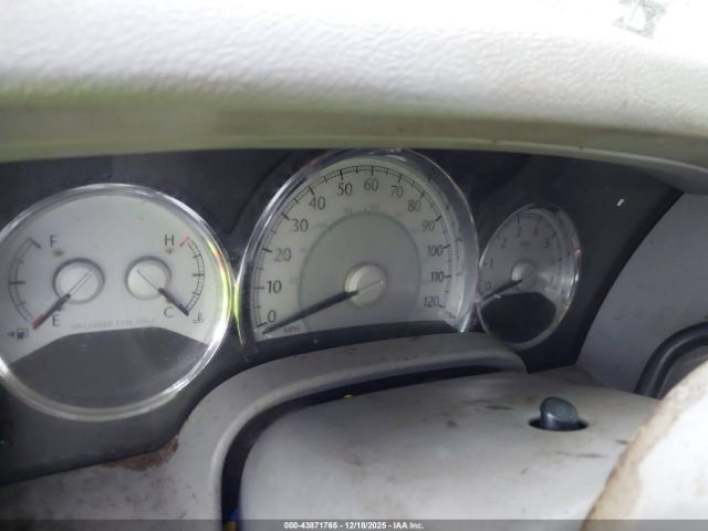 Chrysler Aspen Limited Image 9