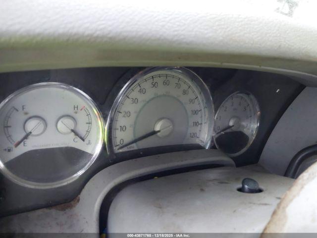 Chrysler Aspen Limited Image 9